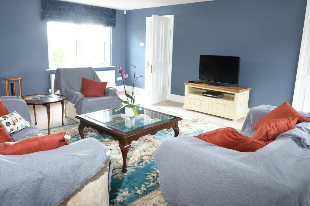 Cotswold Dog-Friendly Holiday Home Stroud  Ngoại thất bức ảnh