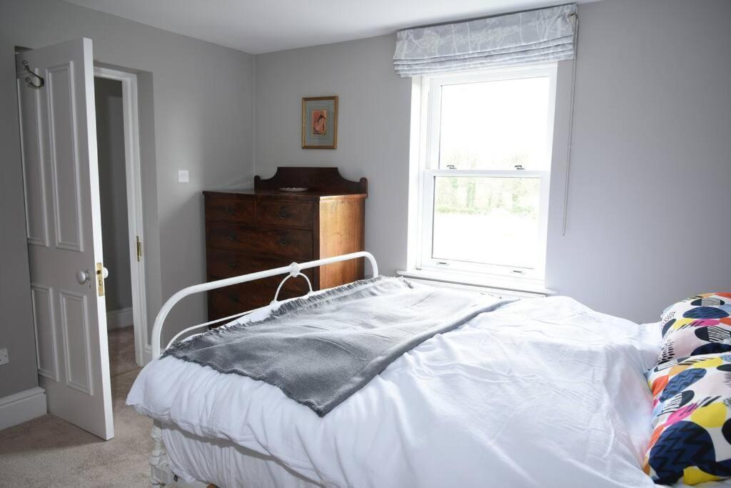 Cotswold Dog-Friendly Holiday Home Stroud  Ngoại thất bức ảnh
