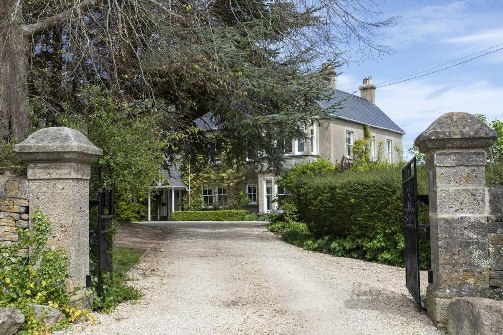 Cotswold Dog-Friendly Holiday Home Stroud  Ngoại thất bức ảnh